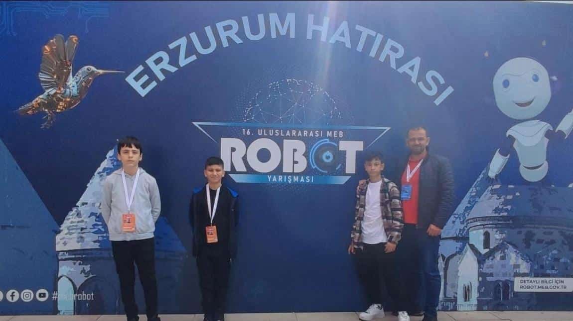 Uluslararası Robot Yarışmasına Katıldık